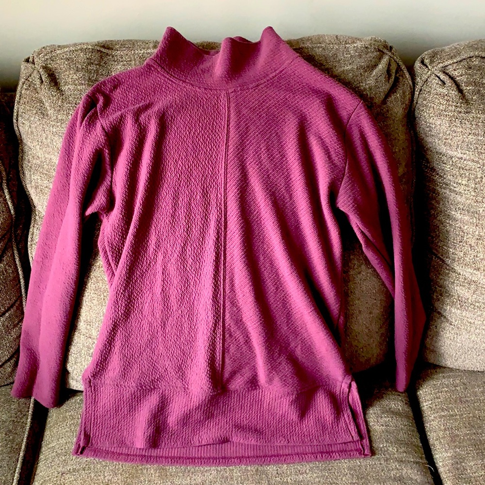 RBX women’s M mock neck pull over